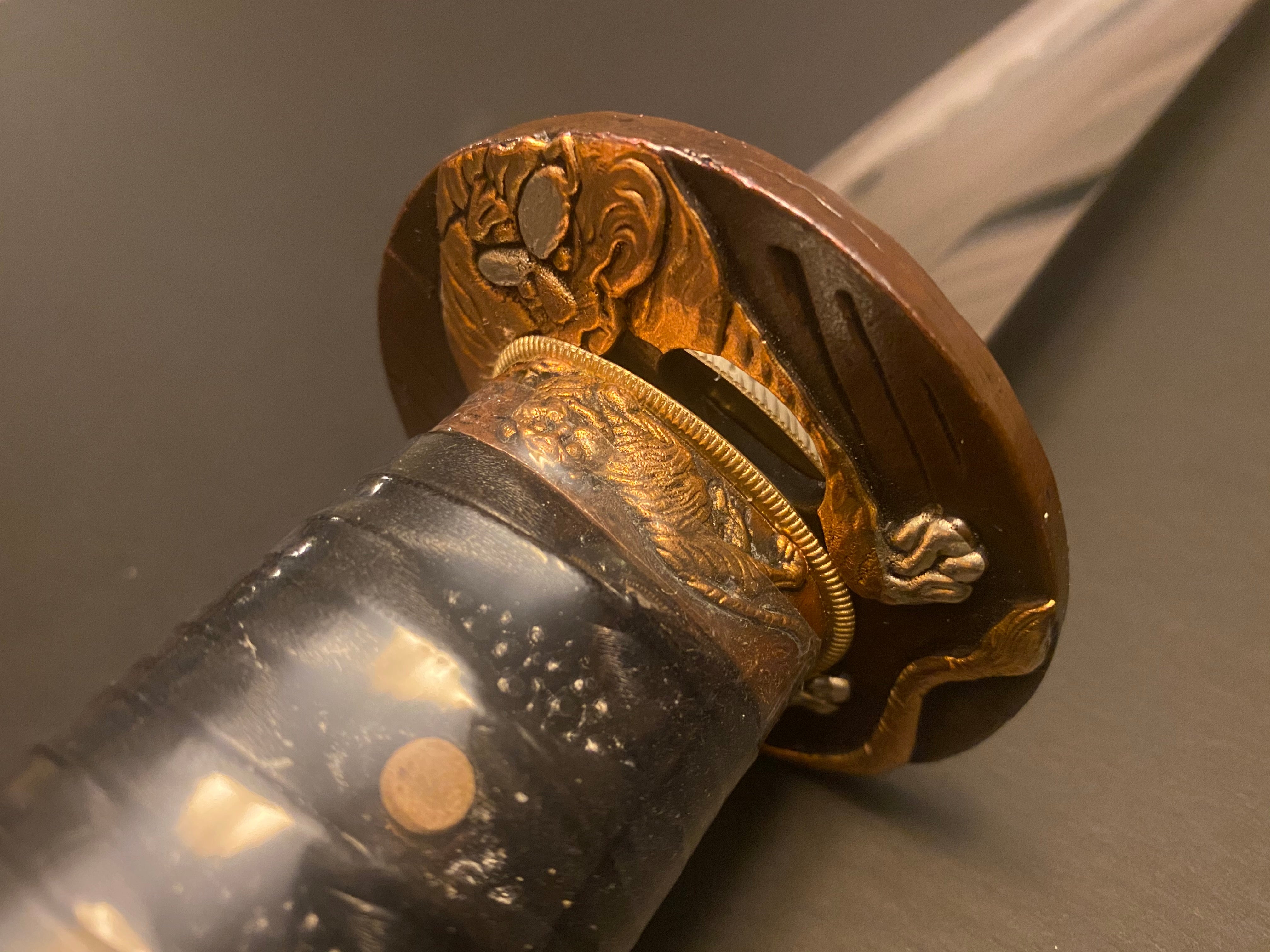 Sanmai Katana Tiger Motif